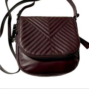 VINCE CAMUTO Bailey Dark Purple Vamp Leather Zip Around Crossbody Bag